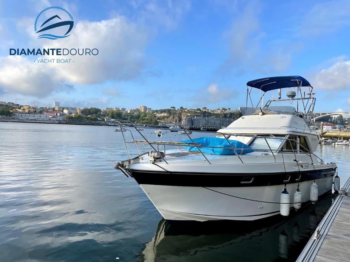 DIAMANTEDOURO - Boat Hotel Vila Nova de Gaia Exterior foto