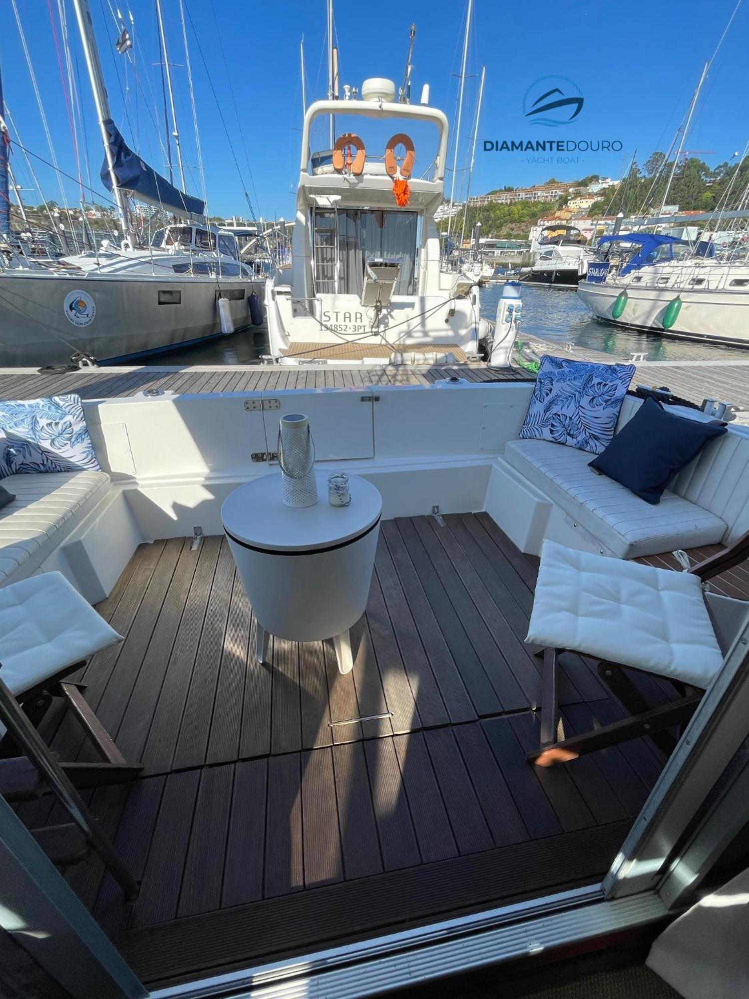 DIAMANTEDOURO - Boat Hotel Vila Nova de Gaia Exterior foto